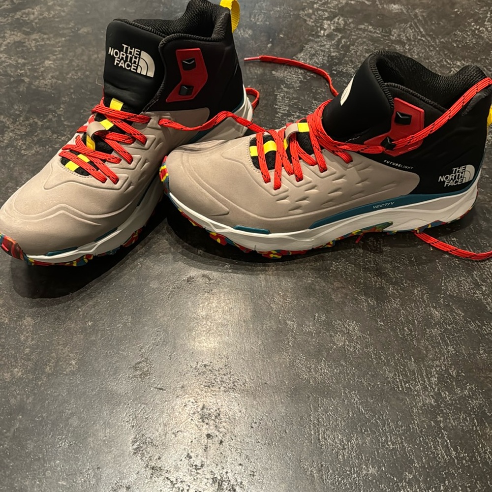 Men’s North Face Shoes Size 12